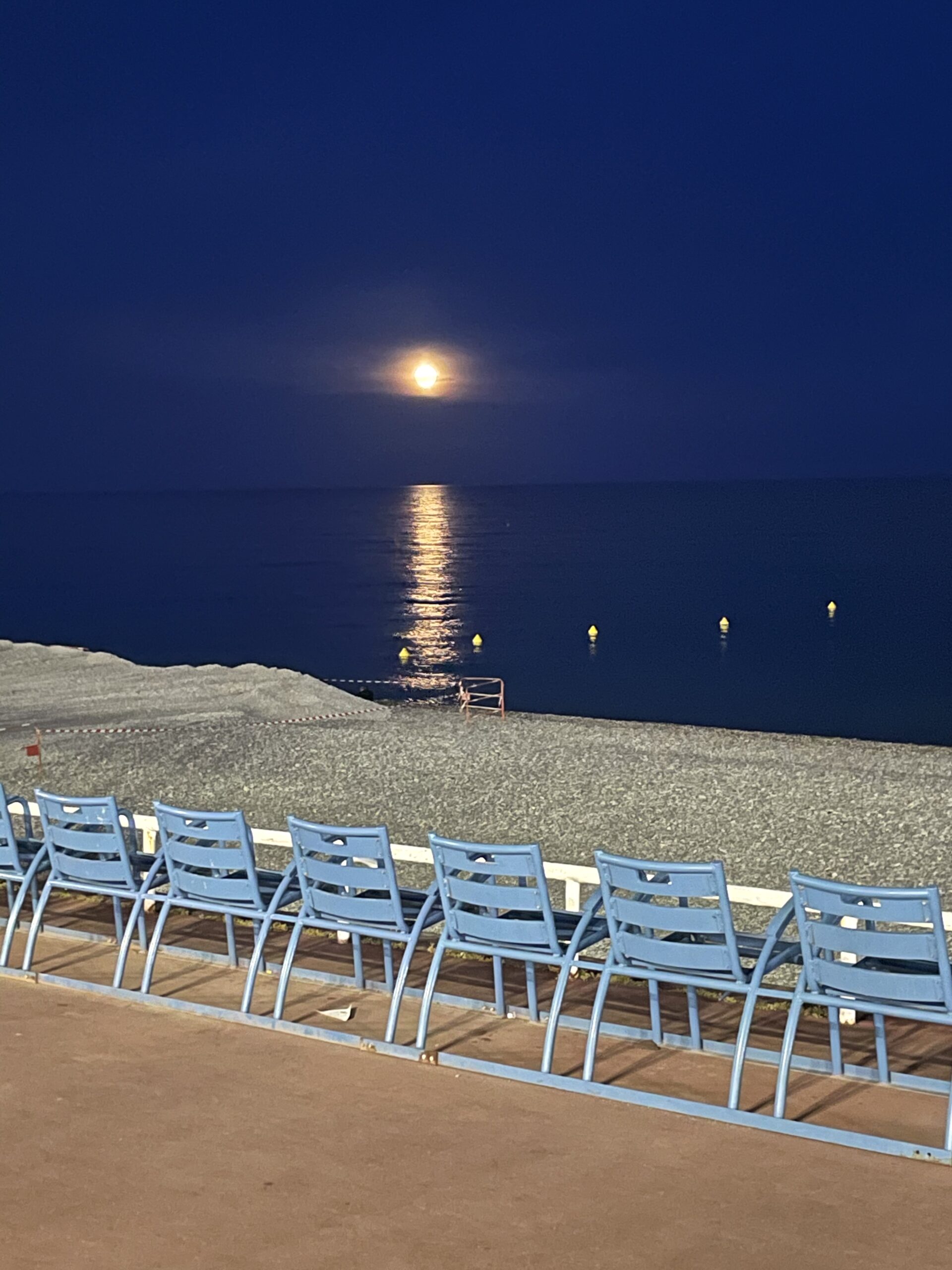 Promenade des Anglais au coucher du soleil
